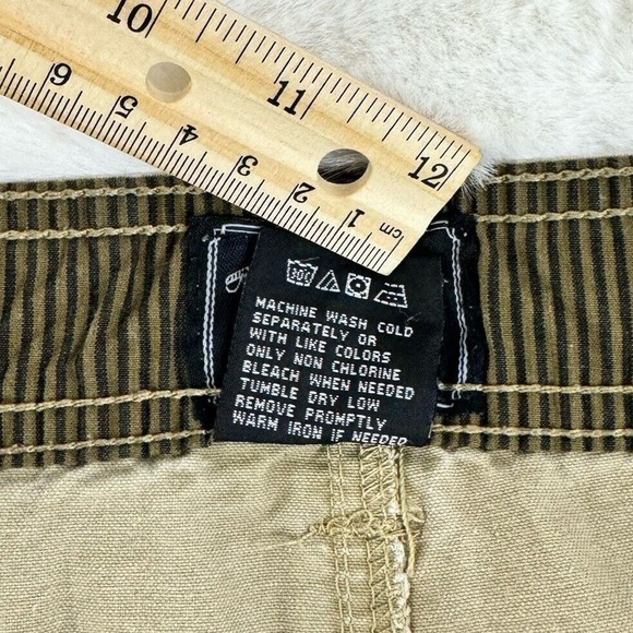 Trilogy Men's Khaki Cargo Shorts SZ 38 - Picture 7 of 9